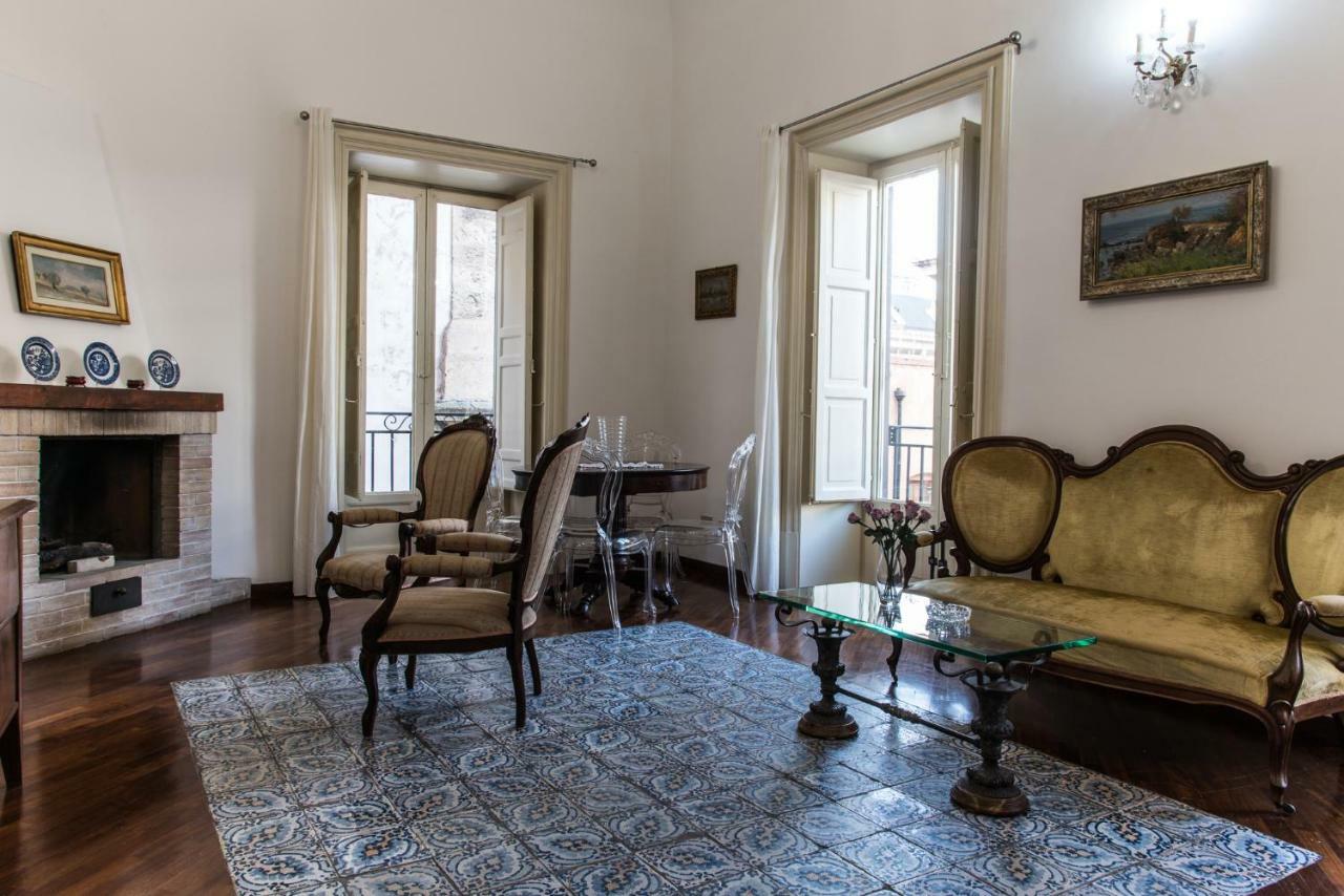 Appartamento Palazzo Pace Al Cassaro Palermo Exterior foto