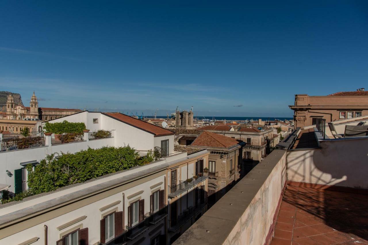 Appartamento Palazzo Pace Al Cassaro Palermo Exterior foto