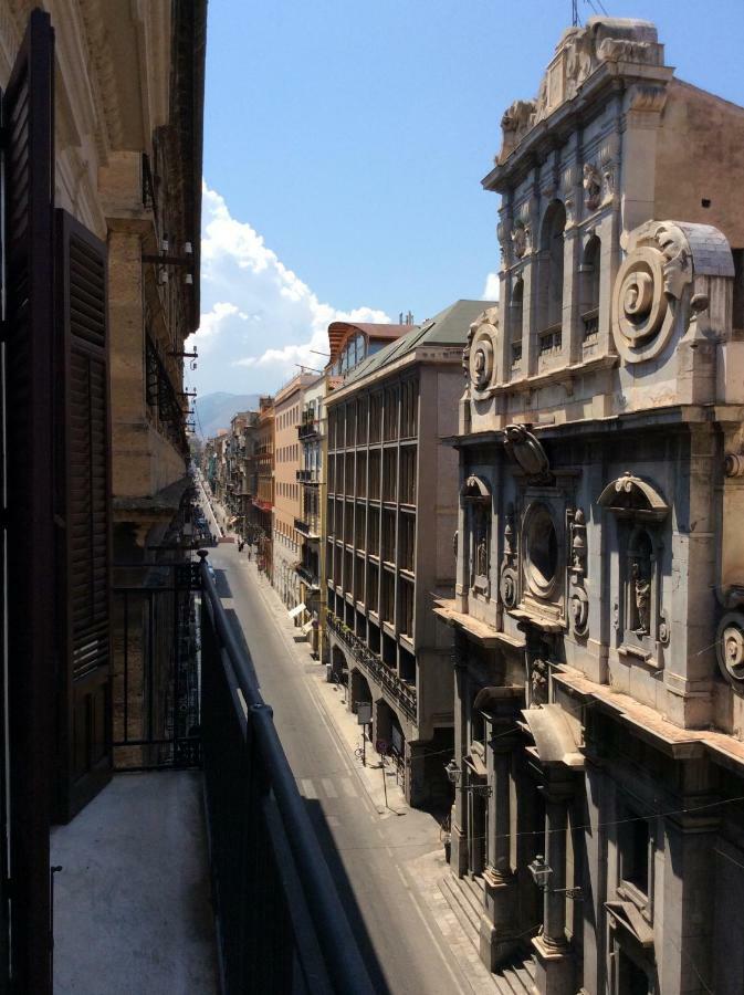 Appartamento Palazzo Pace Al Cassaro Palermo Exterior foto